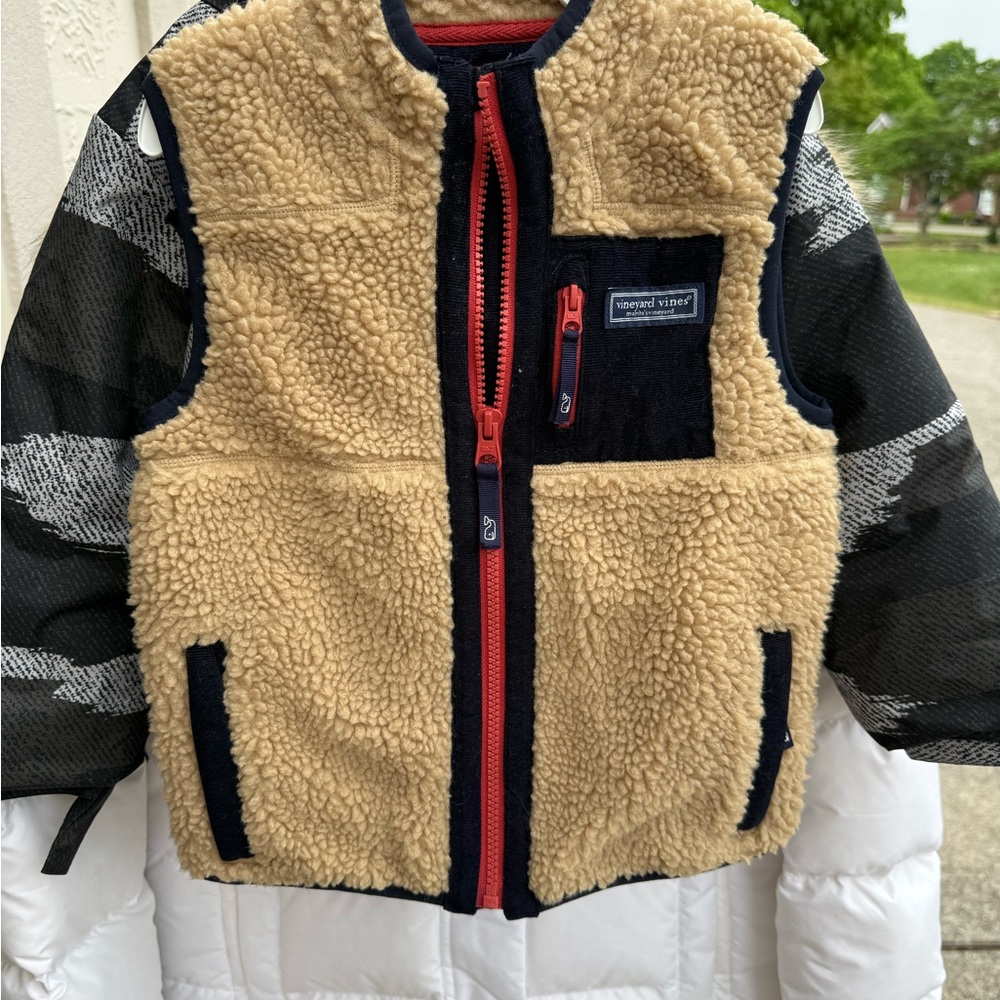 Vineyard Vines Tan Sherpa Vest with Navy Trim and Red Zipper